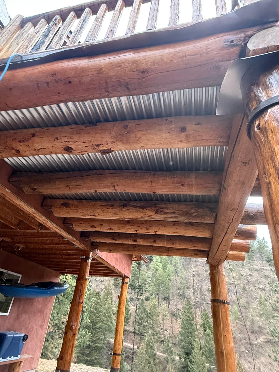 Staining for True Blue Logworks LLC in Corvallis, MT