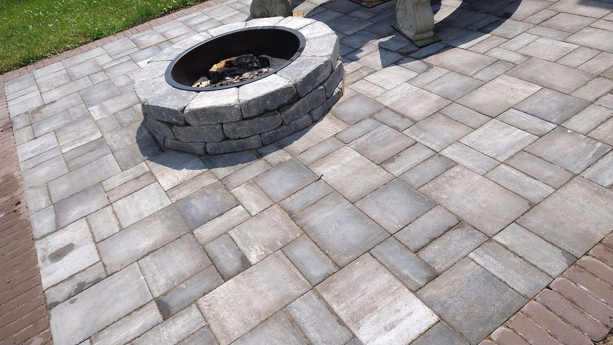 Patio Design & Construction for Humphries Hardscape in Wyandotte, MI