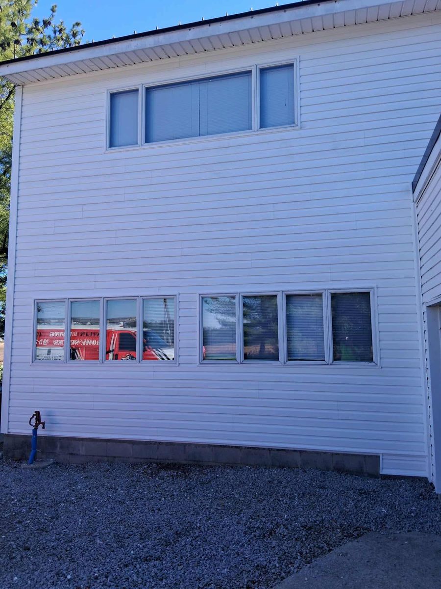 Siding & Gutters for Frontline Roofing & Home Services in Shelbyville, KY