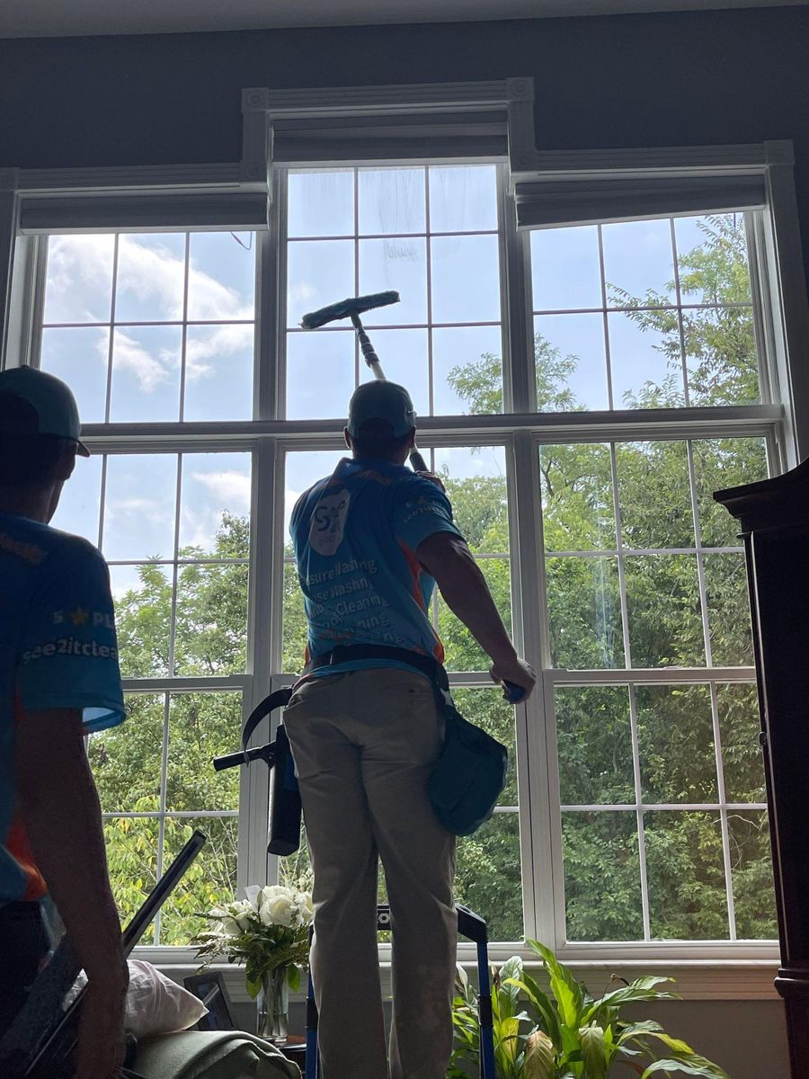 Commercial Window Cleaning for See2it Clean in St Louis, MO