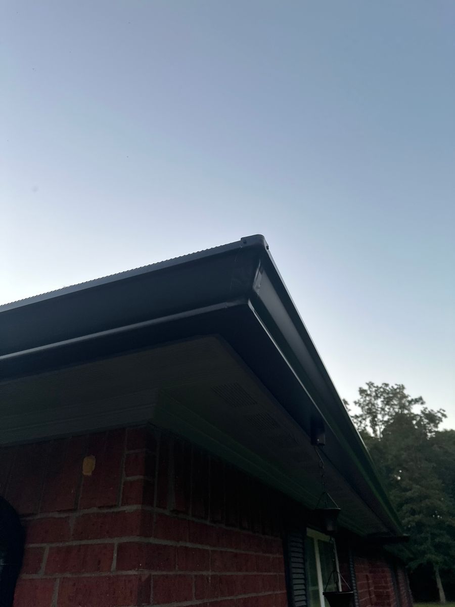 Gutter Installation for Premier Seamless Gutters in Houston, TX