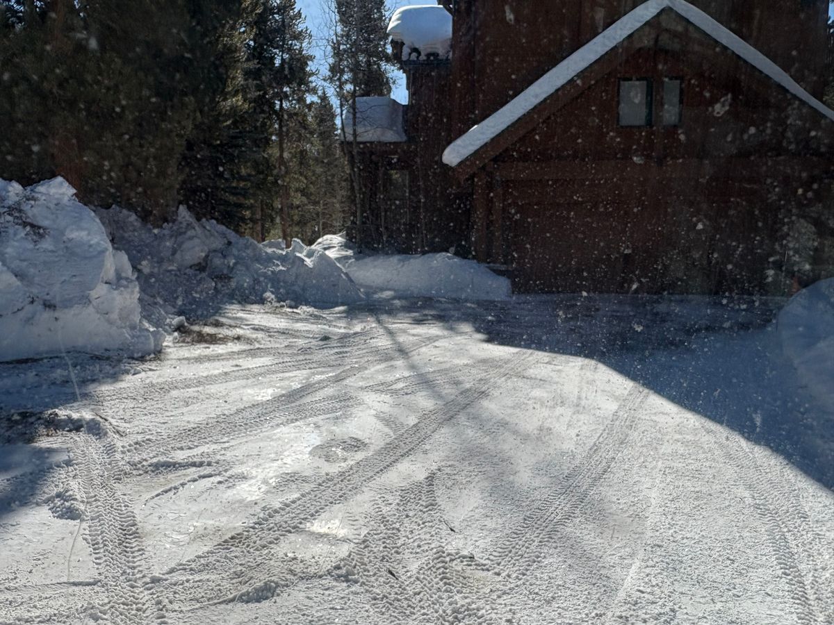 Snow Removal for Altitude Snow Removal in Silverthorne, CO