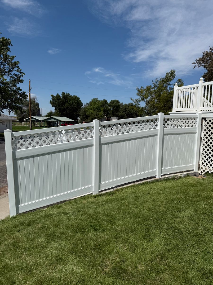 Fence Installation for DS Industries in Gillette, WY