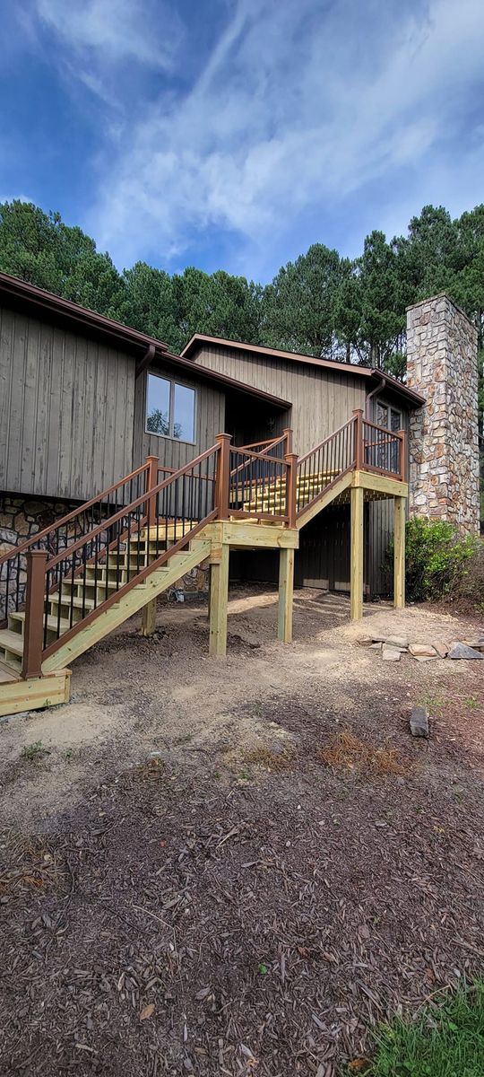 Deck & Patio Installation for Middle Man Construction in Fall Branch, TN