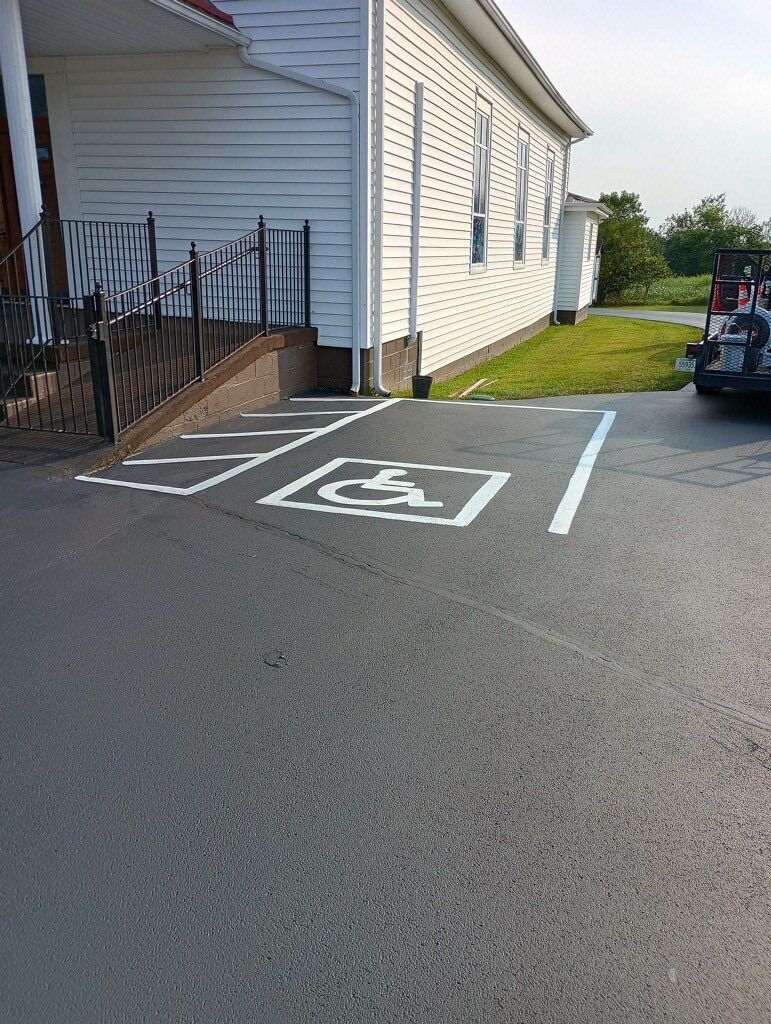 Commercial Asphalt Services for Asphalt Animals in Sevierville, TN