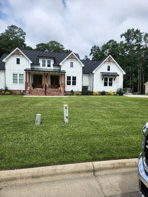 Top Dressing for RightLane Turf Management LLC in Wilson, NC