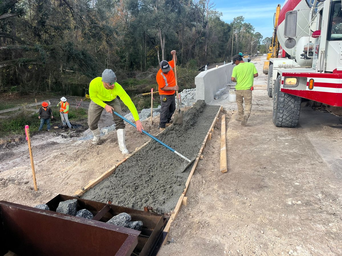 DOT Curbs for Lamar Construction in North Central, FL