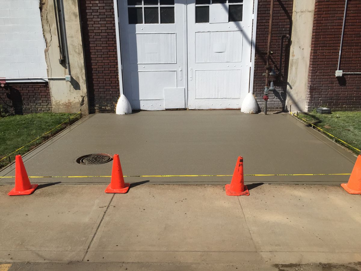 Concrete for Lake Erie Companies in Grand River, OH