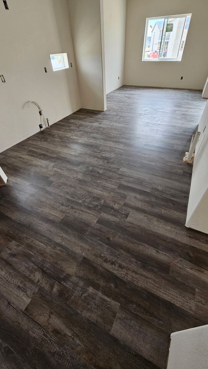 Luxury Vinyl Plank for Superior Flooring & Epoxy  in Colorado Springs, CO