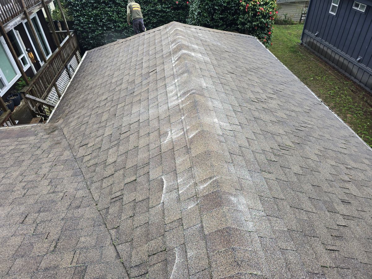 Roofing for Matthew Brooms Construction  in Coos Bay, OR