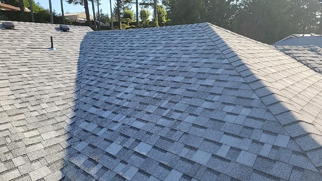 Roofing for Matthew Brooms Construction  in Coos Bay, OR