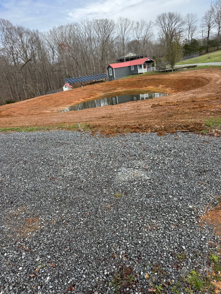 Leveling for Double V Services in Dickson, TN