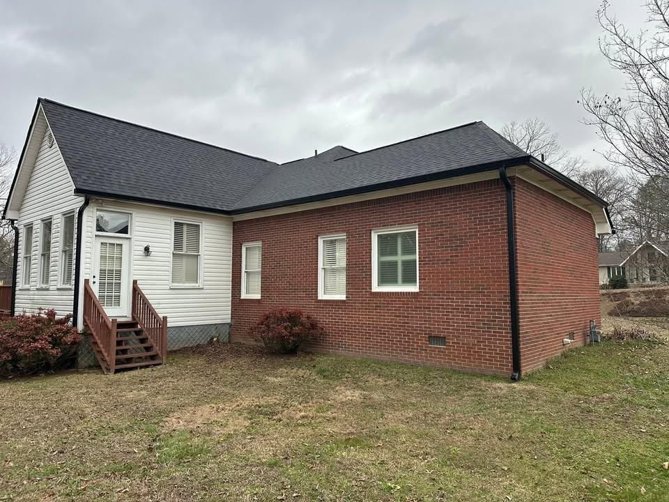Roofing Installation for R-House Roofing & Gutters in Cedartown, GA