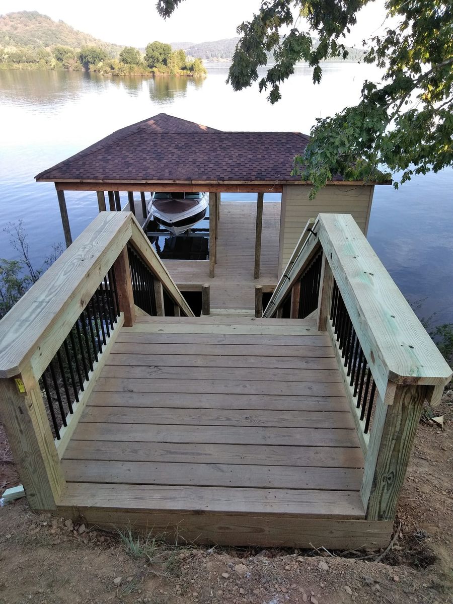 Carpentry for Barnett Construction in Knox County, TN