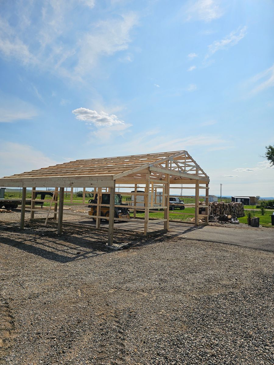 Pole Barn Construction for Blue Mountain Construction in Roundup, MT
