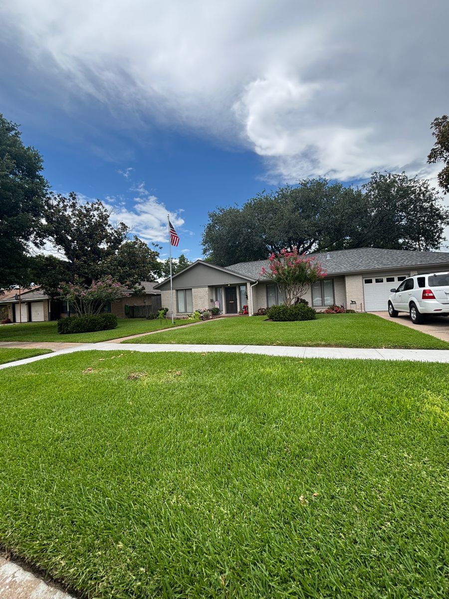 Sprinklers for Texas Lawn & Sprinkler Co. in Houston, TX