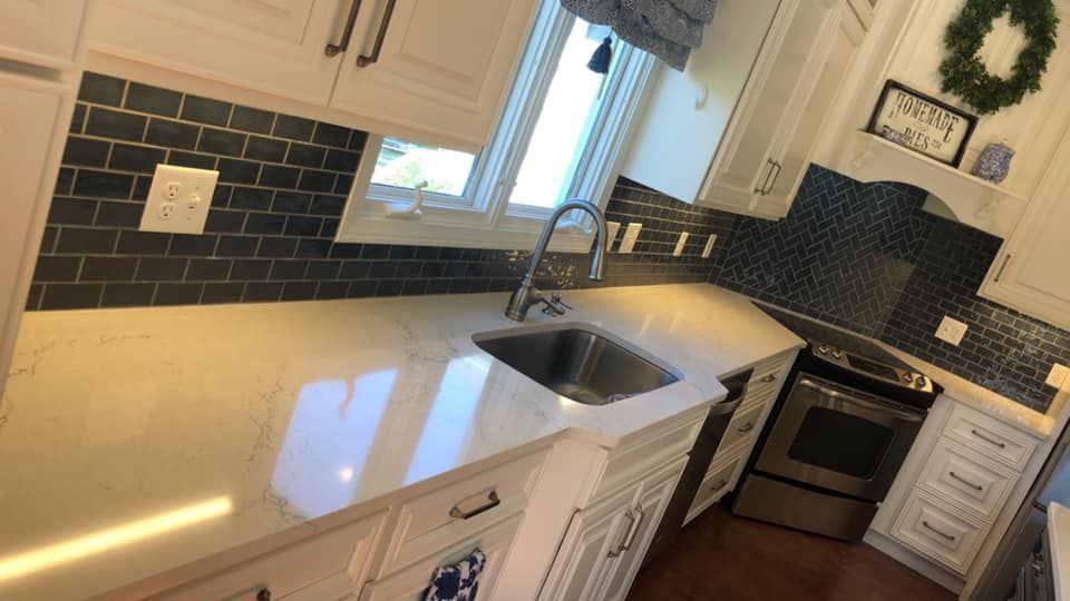 Kitchen Counter Tiling for The Tile Guy in Paris, TN