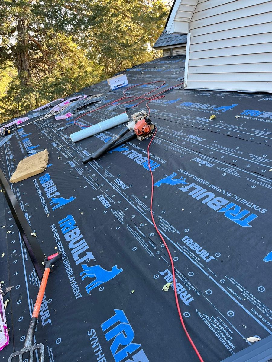 Roofing Replacement for Full Roof Replacement and Repairs & Seamless Guttering in Saint Joseph, MO