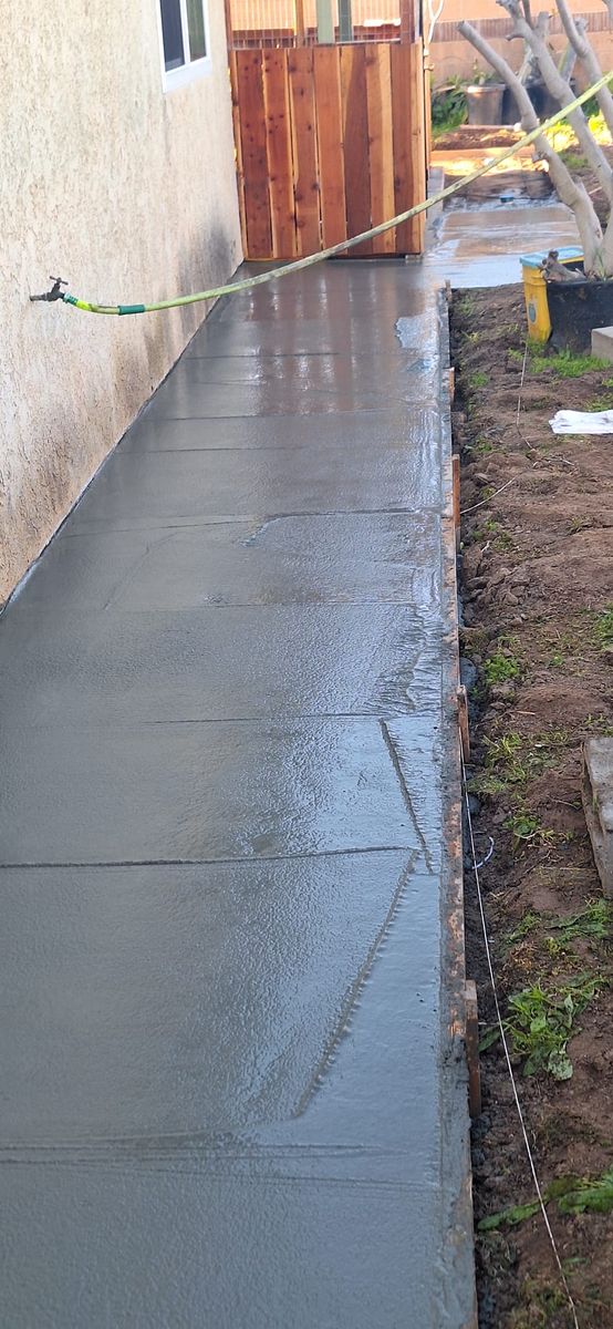 Sidewalk Installation for Complete Concrete in Torrance, CA