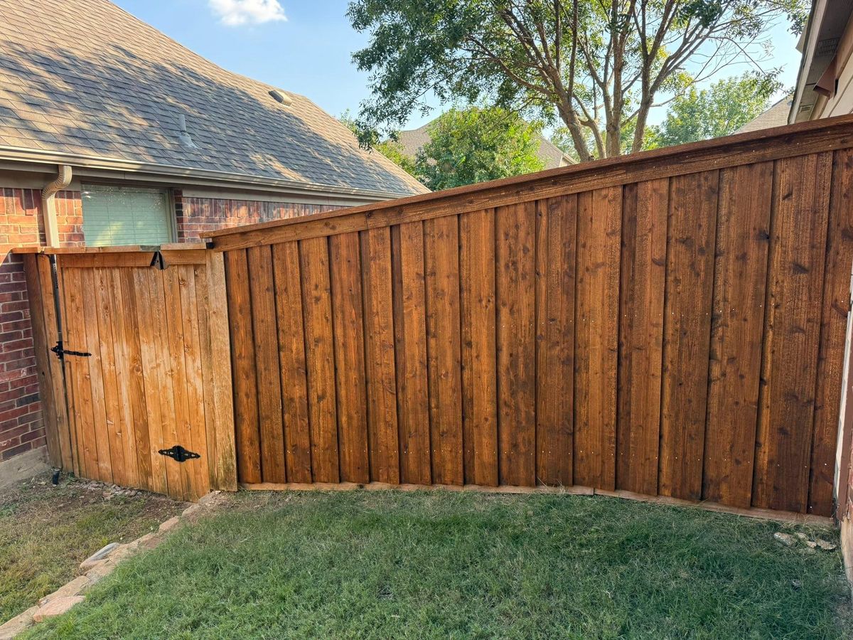 Metal Fence Builders for B1D Fencing & Outdoors in Fort Worth, TX