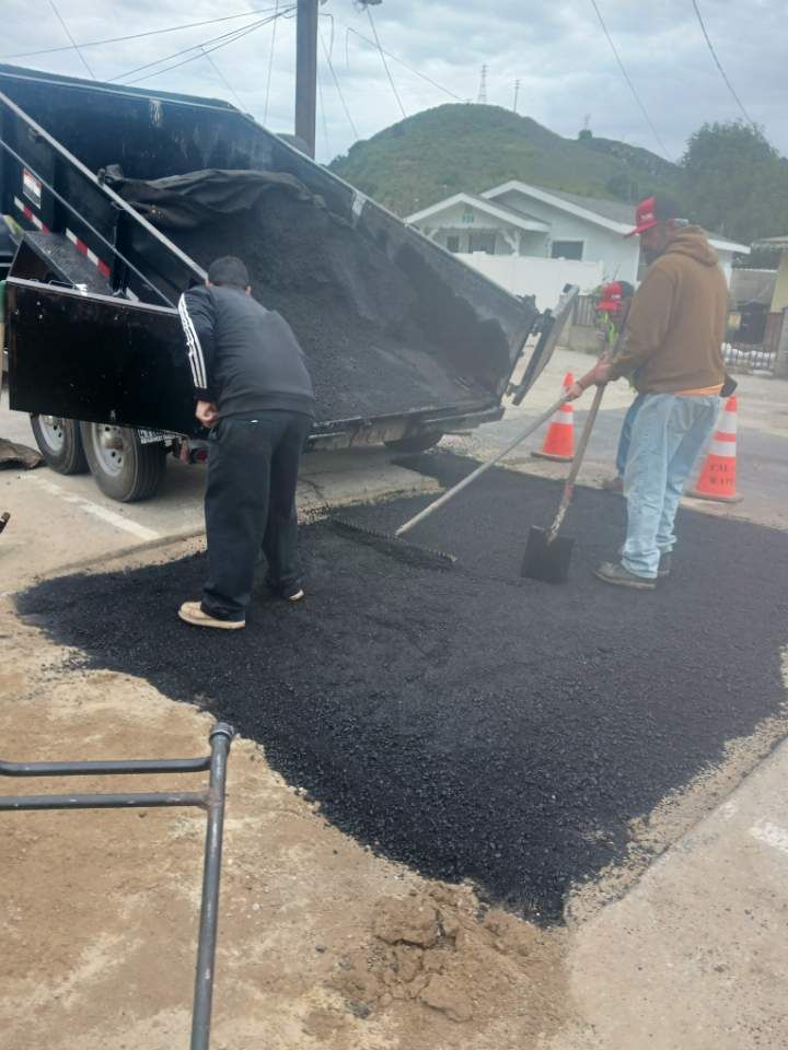 Roadway Paving for VenMor Asphalt Maintenance in Santa Paula, CA
