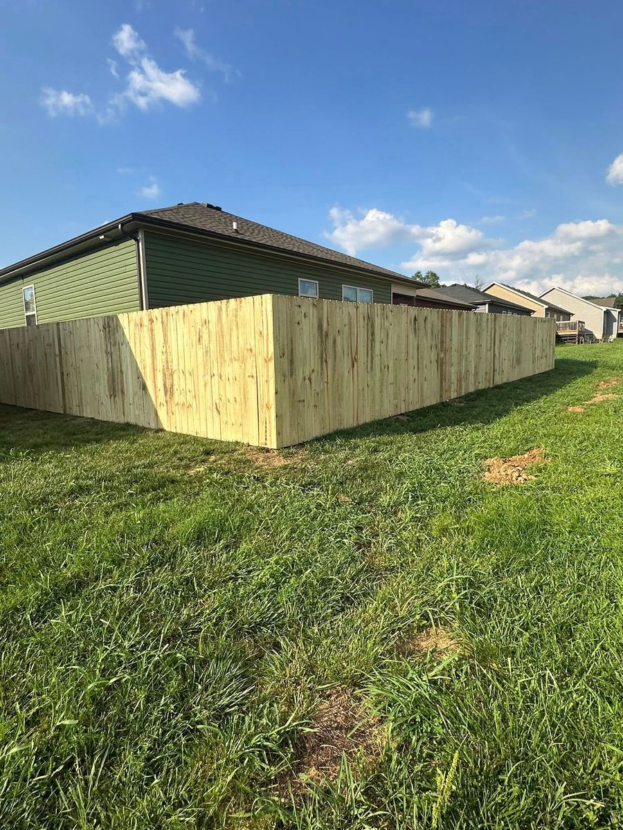 Remodeling Services for Decking & Fencing, LLC in Bowling Green, KY