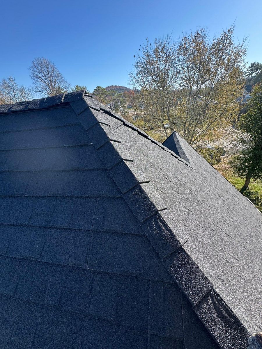 Shingle Roofing systems for KY Gutter Pro & Specialty Roofing Systems in Monticello, KY