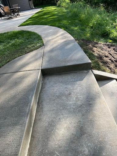 Concrete Steps for Divine Designs General Contracting LLC  in Minneapolis, MN