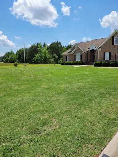 Weed Control for RightLane Turf Management LLC in Wilson, NC