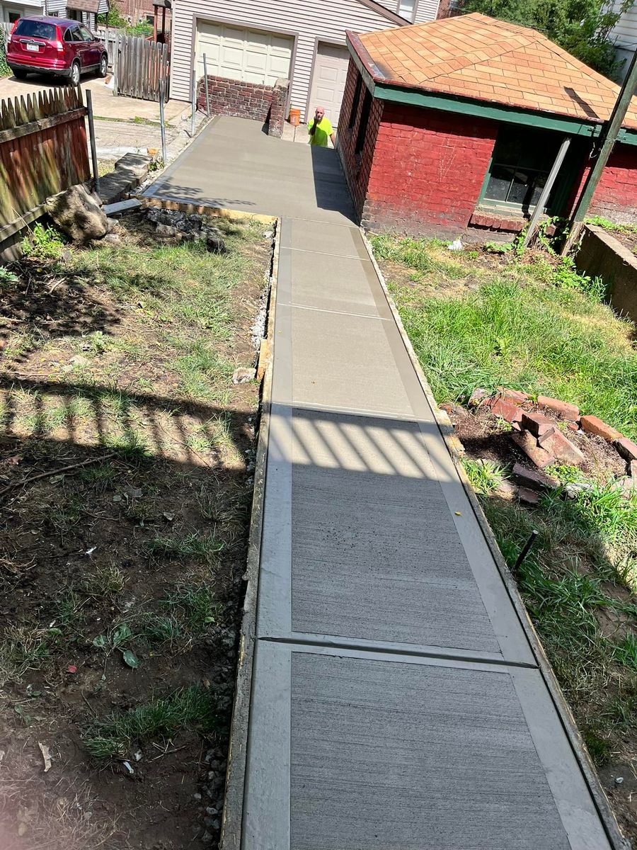 Pavers and Walkways for Bakey's Concrete and Excavating in Pittsburgh, Pennsylvania