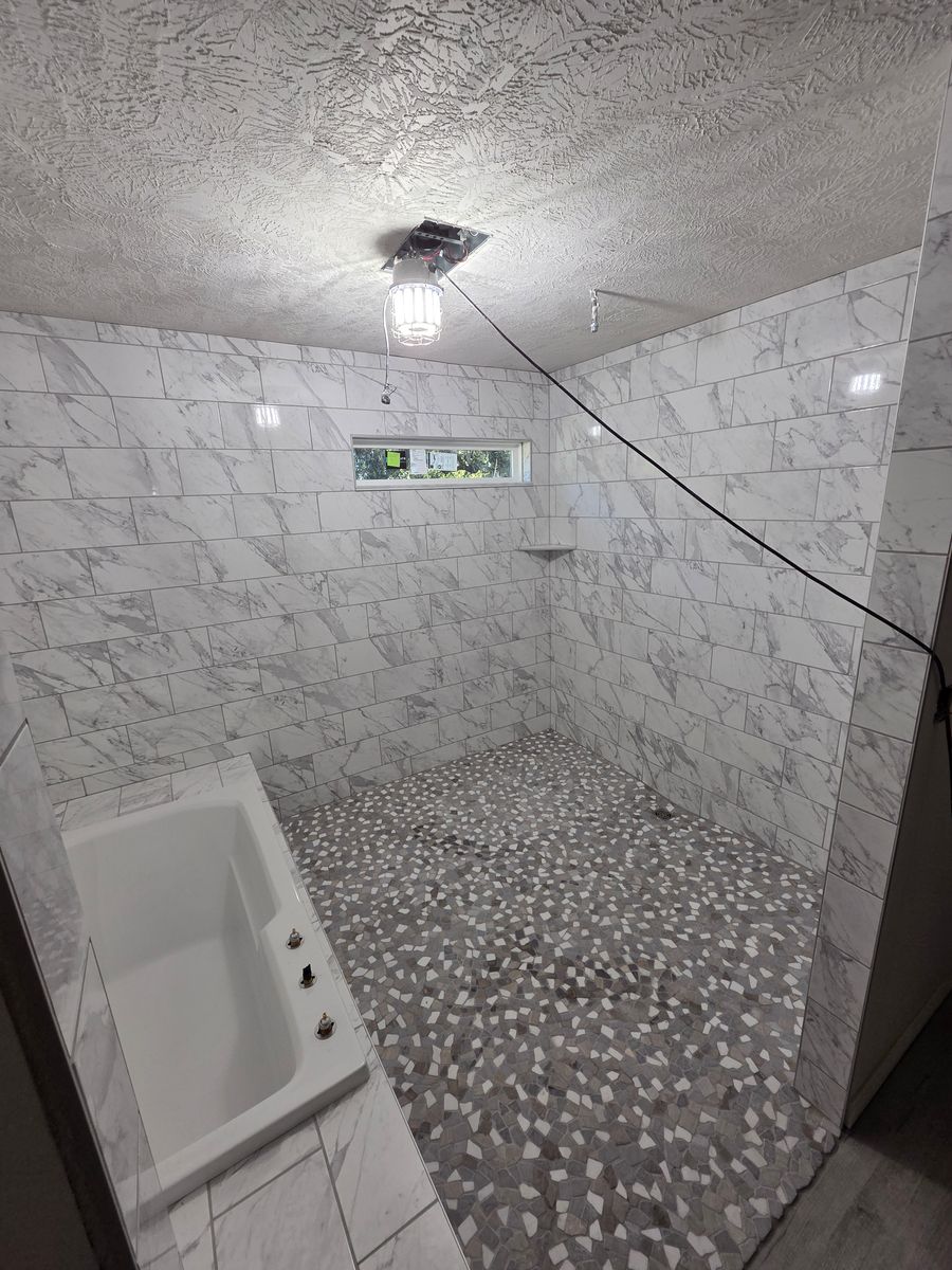 Bathroom Remodel for D&J Custom Floors in Nederland, TX