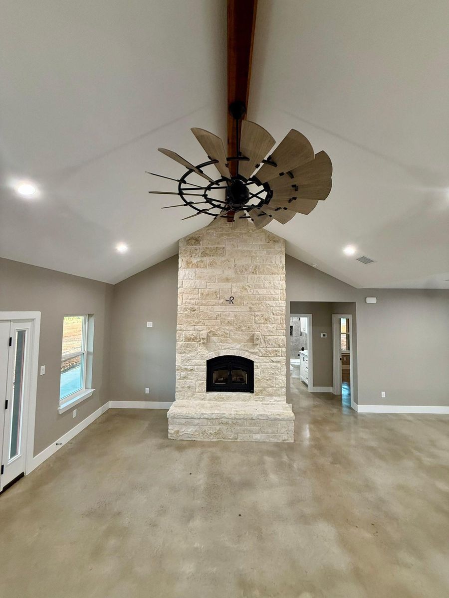 Frame to Finish for Reaves Custom Homes LLC in Jacksboro , TX