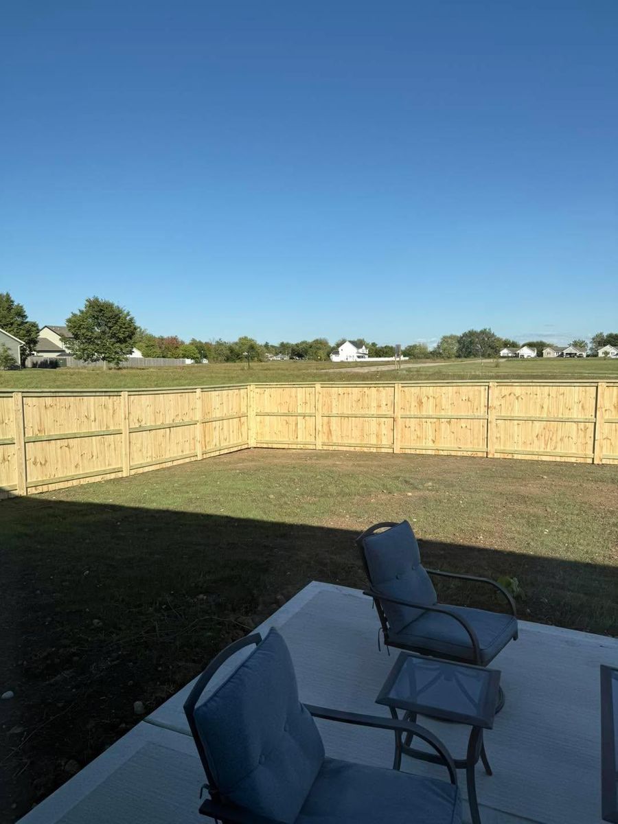 Fence Installation for Illinois Fence & Outdoors in Kewanee, IL