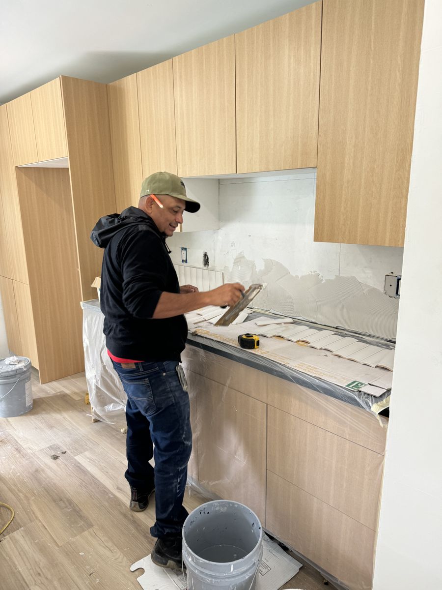 Carpentry for Living Stream Renovations LLC in Dallas, TX