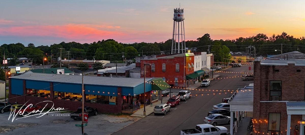 Bistro Lighting for FunderFlow Commercial and Residential Pressure Washing Inc in Tupelo, MS