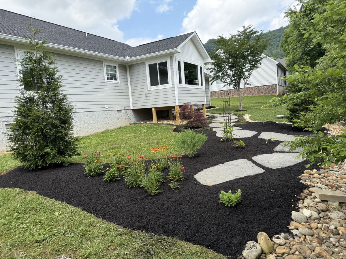 Landscape Installation for Lafollette Mulch, Stone and Lawn Care in La Follette, TN