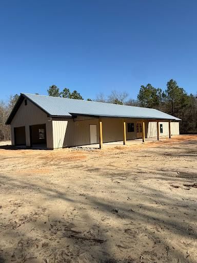 Custom Pole Buildings for J & J Specialties in Lexington , SC