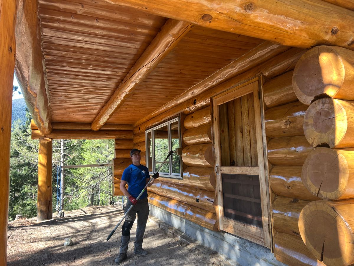 Staining for True Blue Logworks LLC in Corvallis, MT