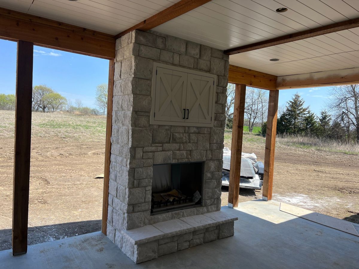 Deck & Patio Installation for Edgecomb Builders in Ottawa , KS