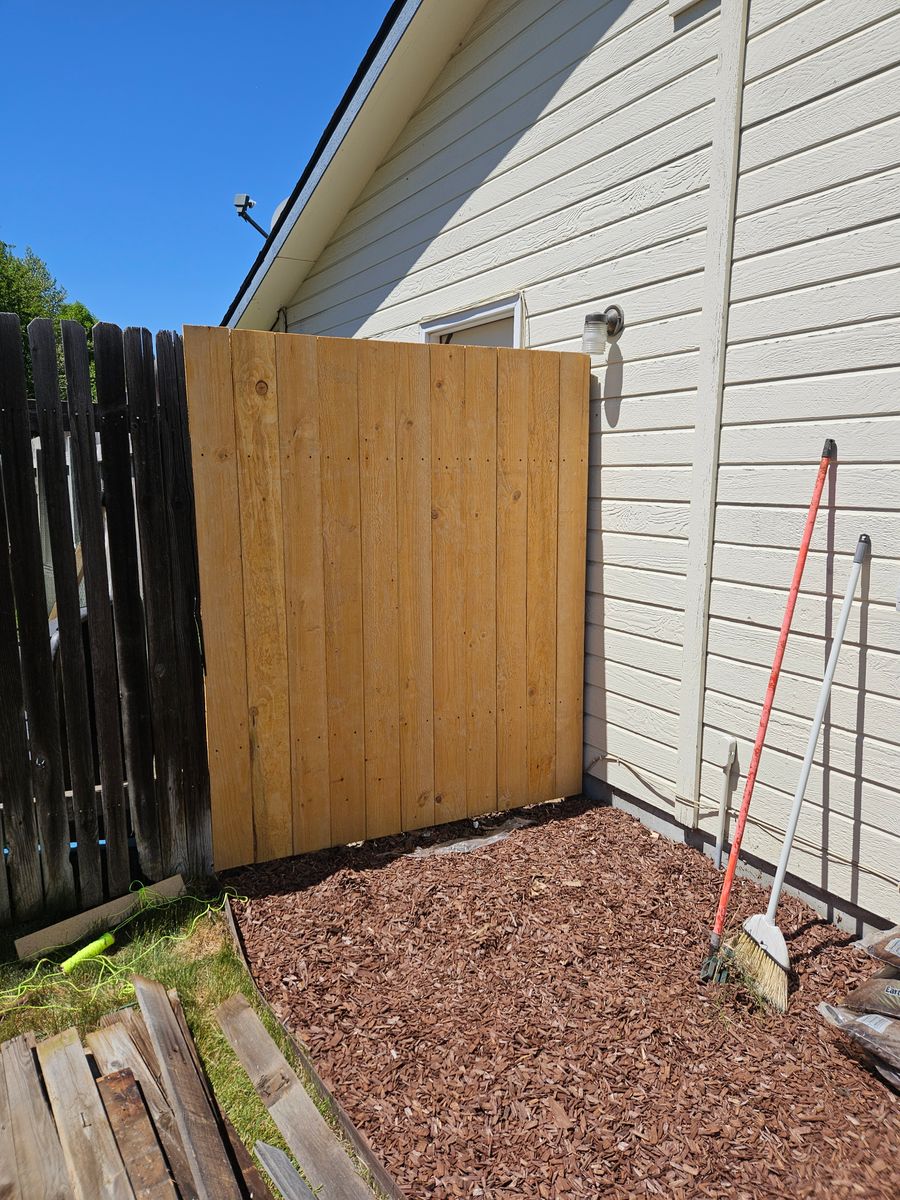 Fence & Gate Repair/Build for Sawdust & Solutions in Boise, ID