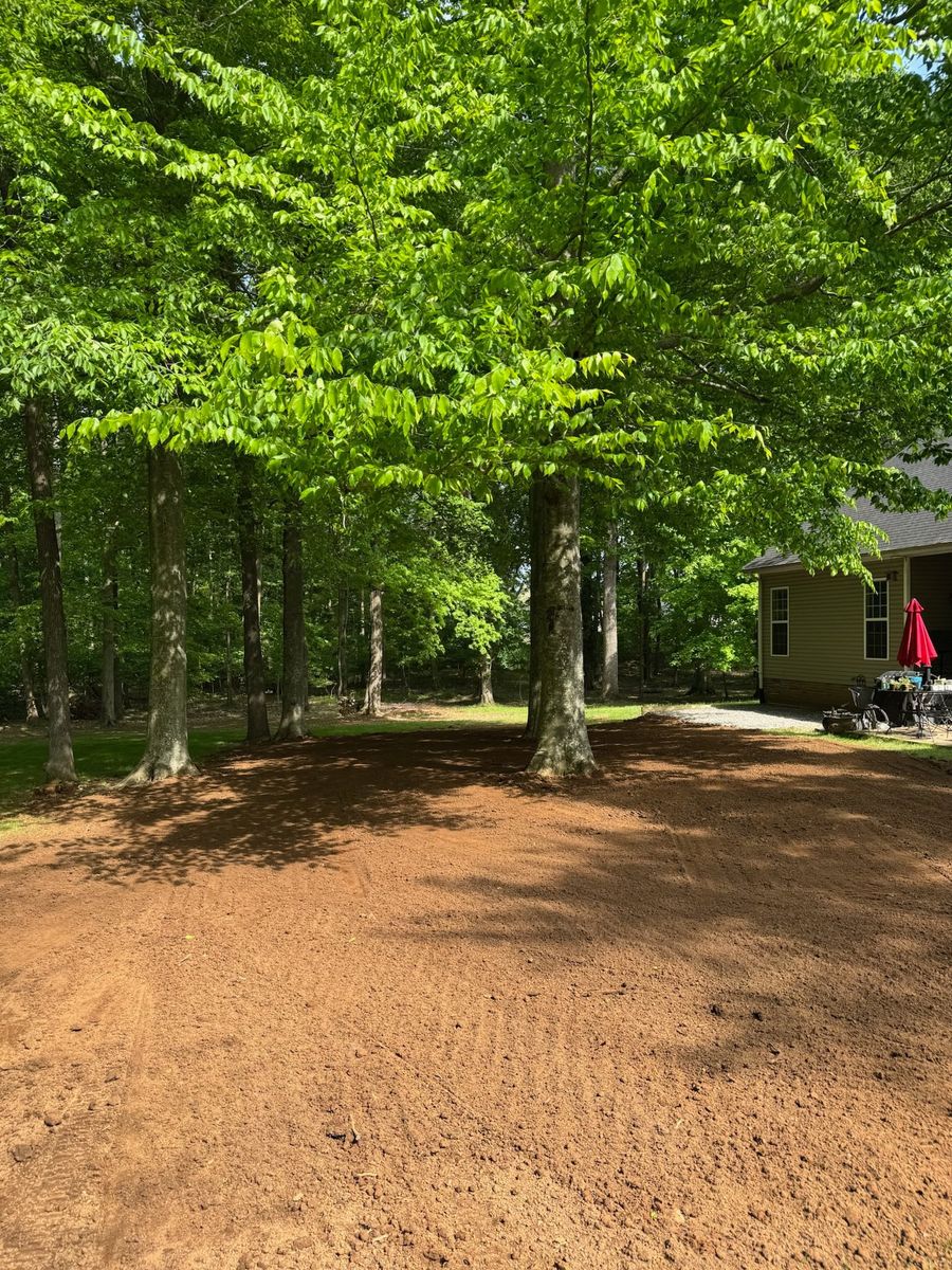 Excavation & Grading for DIRT PLUS LLC in Bowling Green, KY