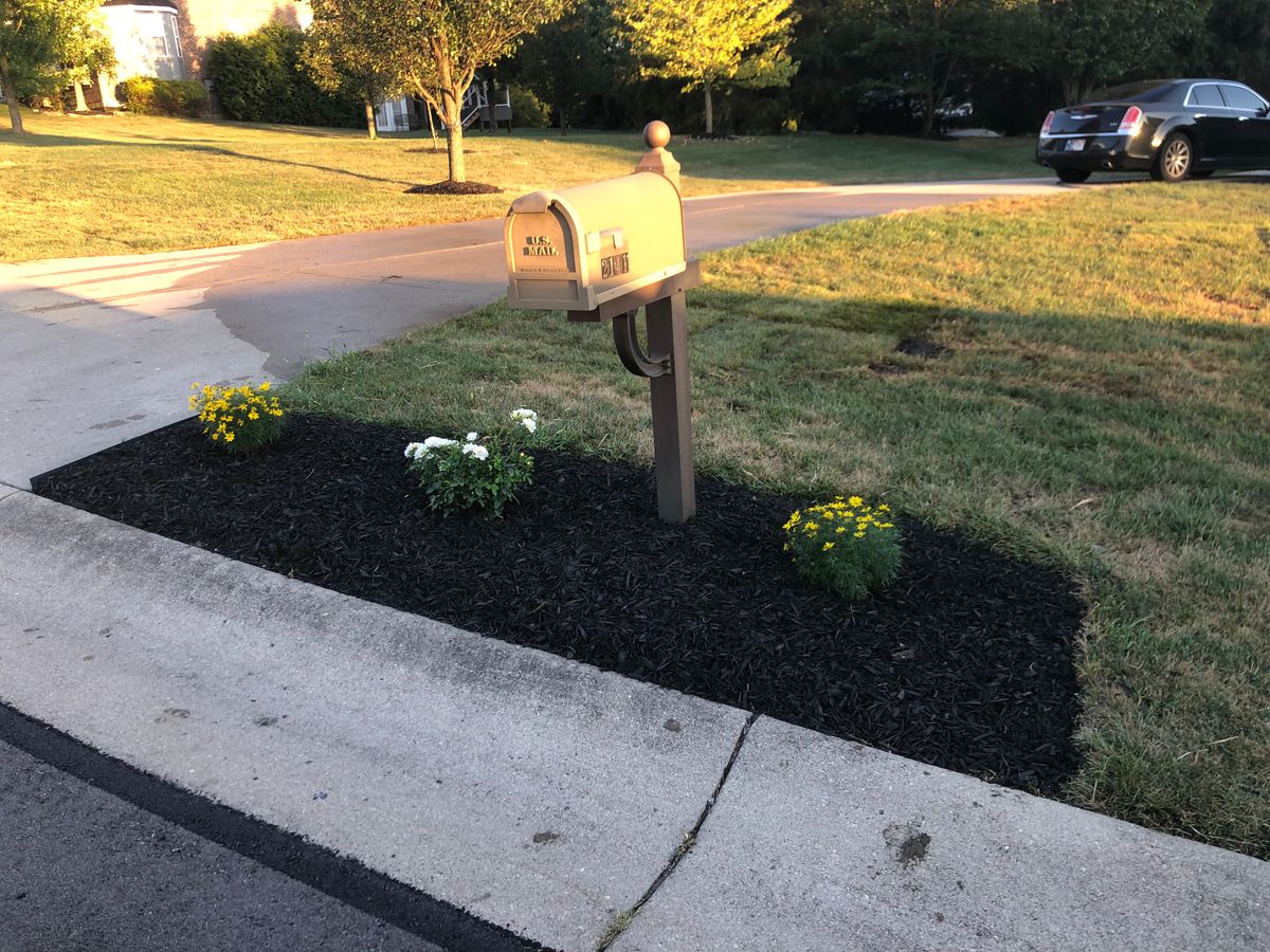 Flower Bed Design for OneCallCuts in Middletown, OH
