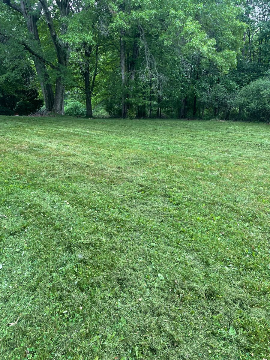 Mowing for Youngstown Lawn & Patio Design in Canfield, OH