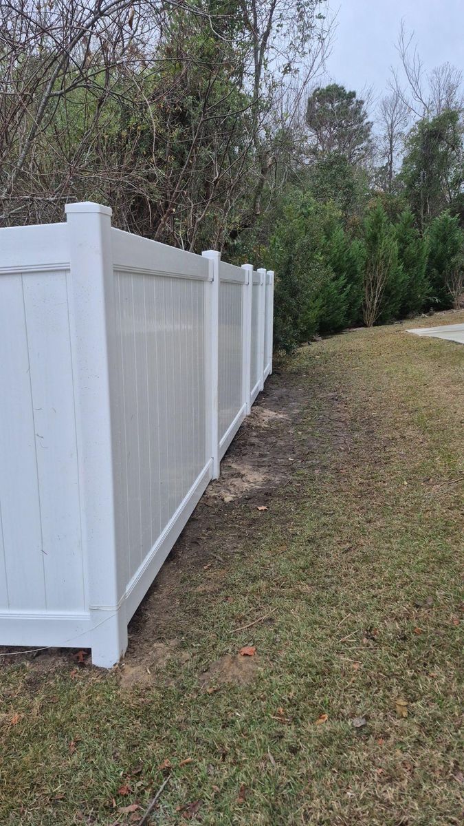 Vinyl Fence for JB Nealy Fence in Elgin, SC