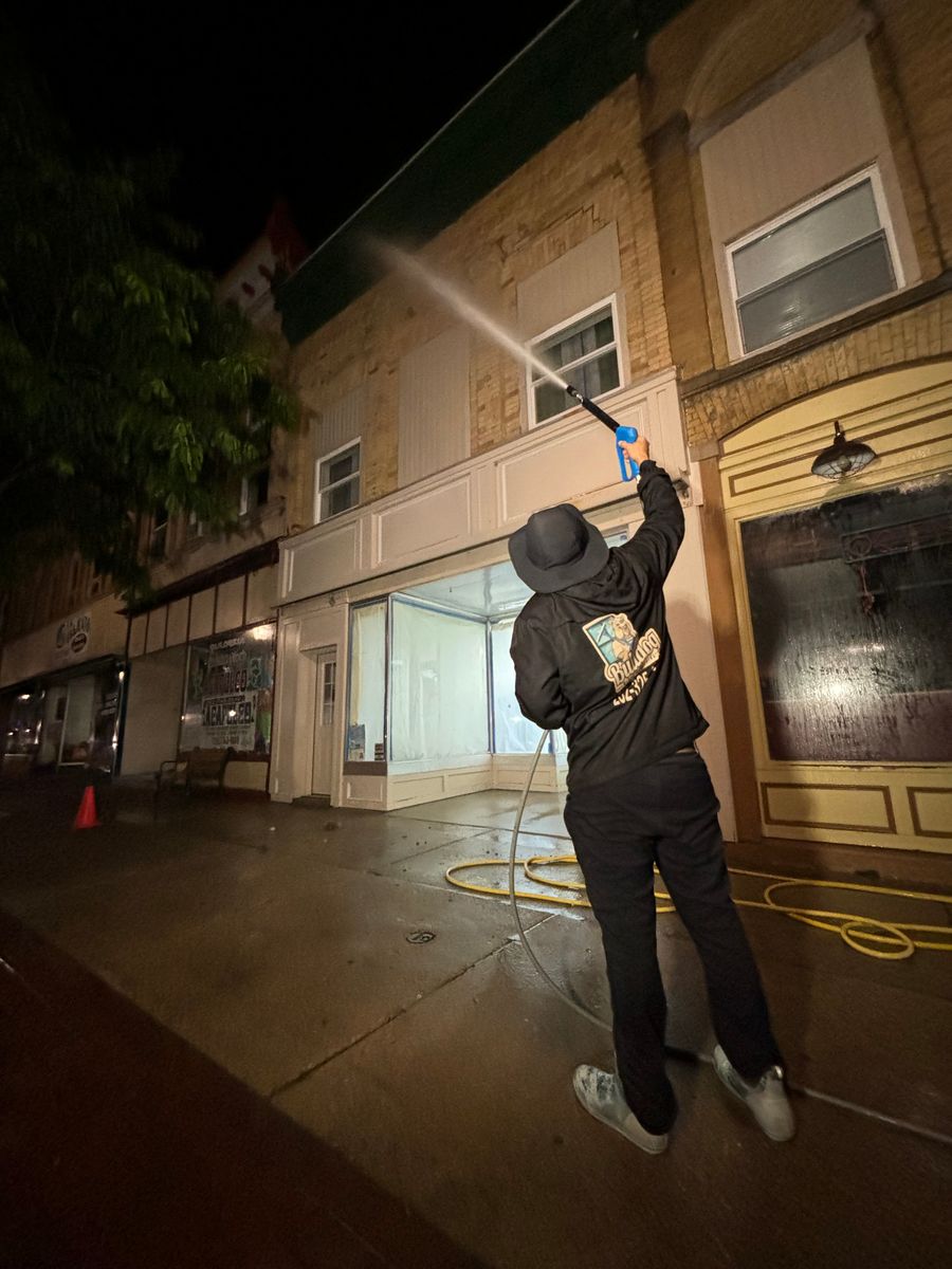 Pressure Washing/House Washing for Bulldog Cleaning Services in Walworth County, WI