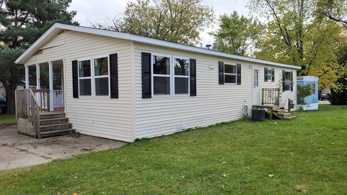 Exterior Painting for West Michigan Paint Pros LLC in Grand Rapids, MI