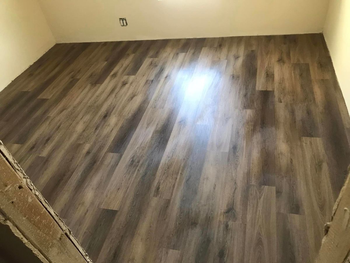 Laminate Flooring for A1 Flooring & Remodeling in San Antonio, TX