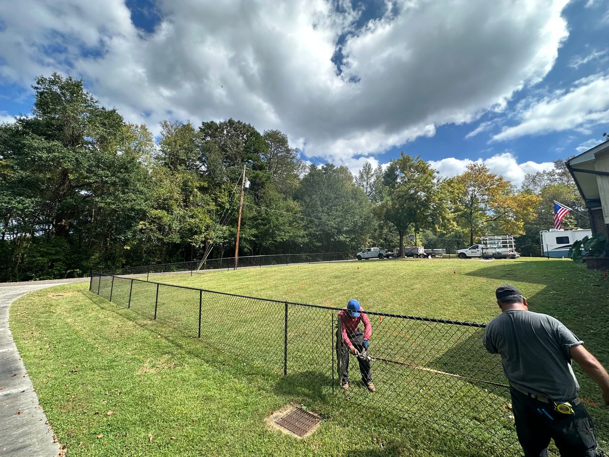 FENCING for Cisco Kid Landscaping Inc. in Lincolnton, NC