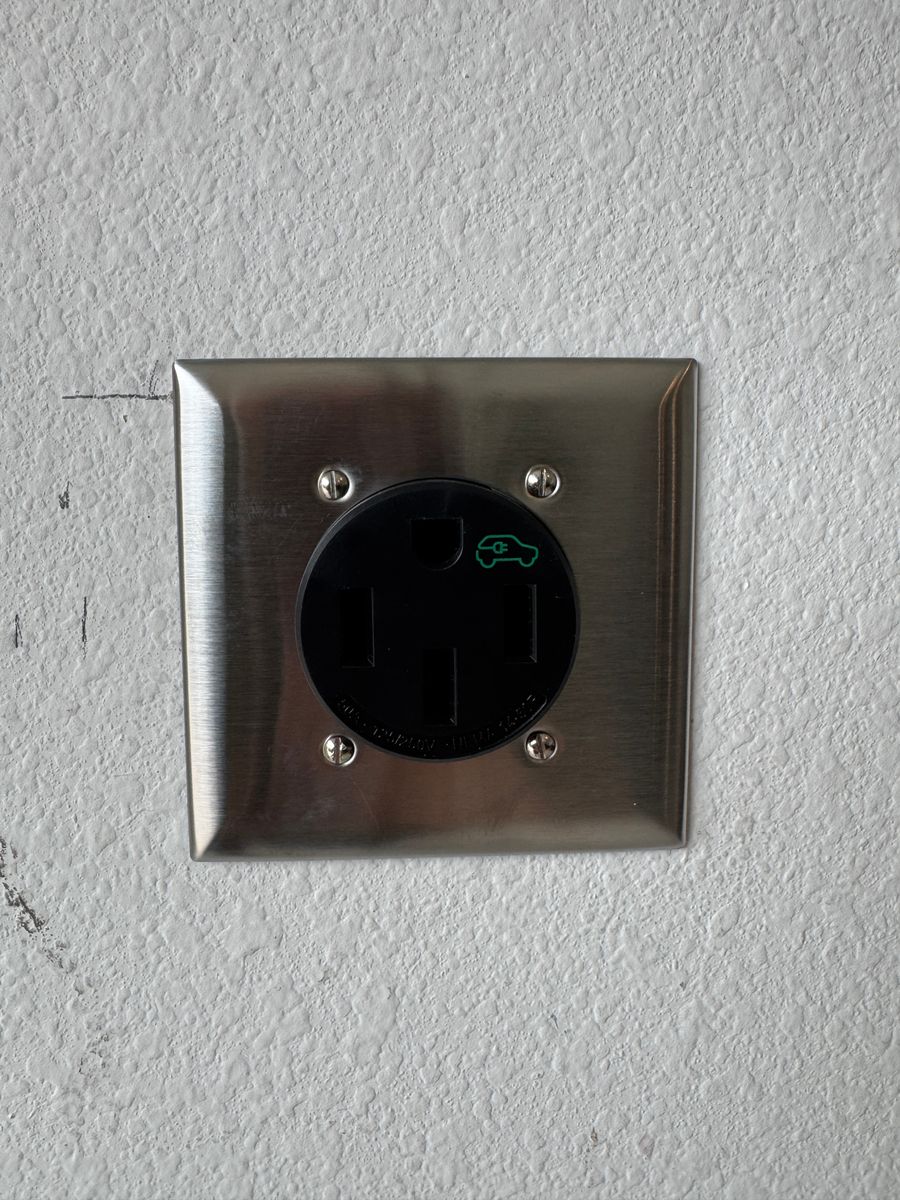 Outlet and Switch Installation for Galev Electric in Prosper, TX