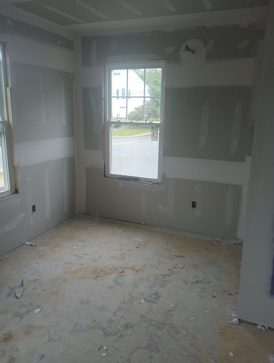 Custom Drywall Work for Premier drywall in Springvale, ME